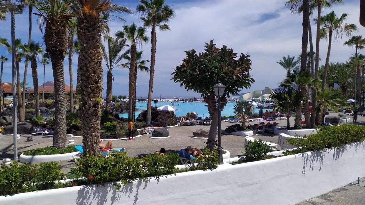 Fantastico 2 - With Large Balcony, Terrace And Garden Apartamento Puerto de la Cruz